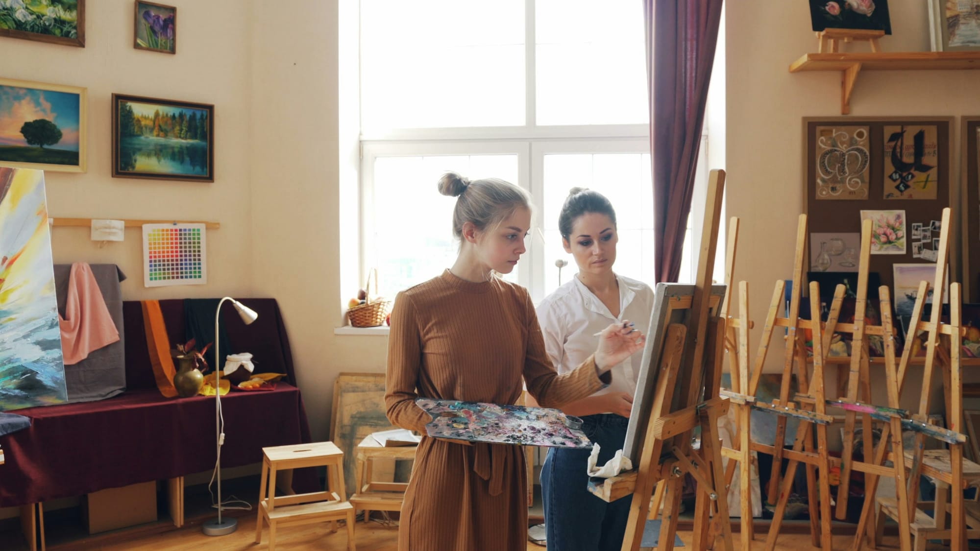 13 Arts Scholarships: Why Most Students Miss the Best Ones