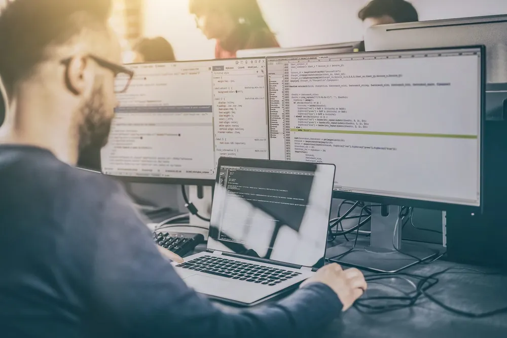 12+ Best Computer Science Scholarships (And How to Win Them)