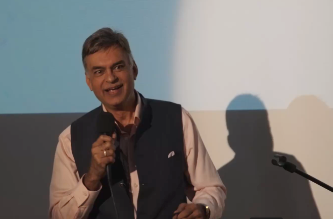 WATCH: Full talk about the impact smartphone use is having on children