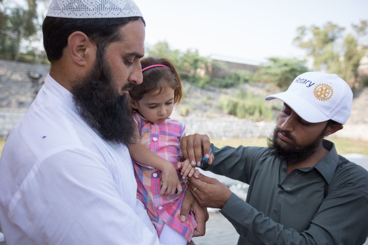 Overseas Aid & Development Commission supports local Rotary initiatives