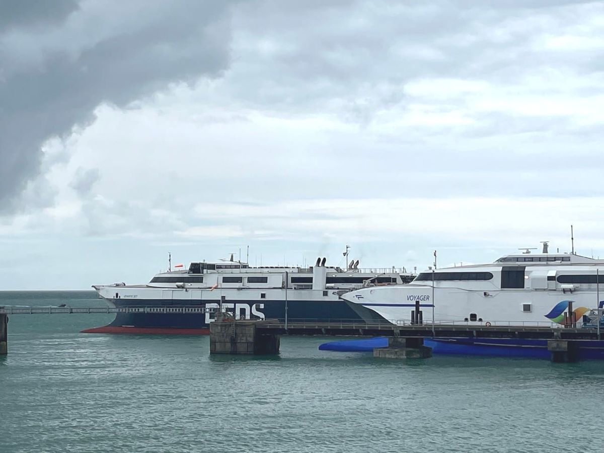 "No quick solutions" to inter-island connectivity challenges