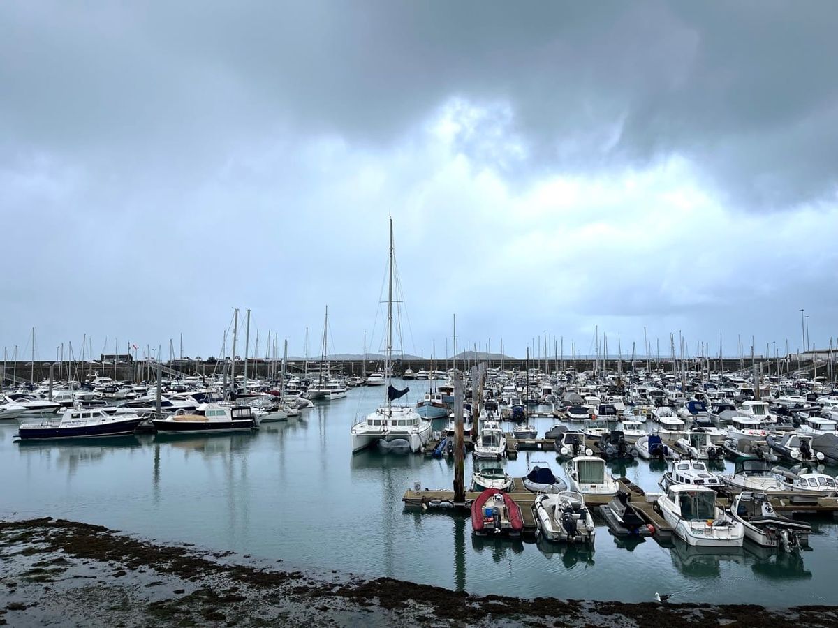 Guernsey harbour waiting list system under scrutiny as data reveals 84% rejection rate when offered St Sampsons instead of QEII this year