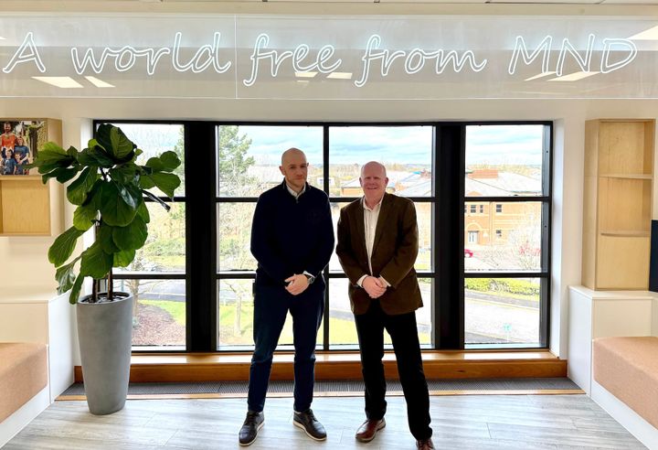 Guernsey charity donates £30,000 to Oxford University motor neurone disease research