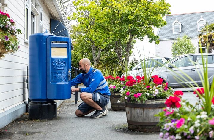Guernsey Post announces postal tariff changes effective from 1st April