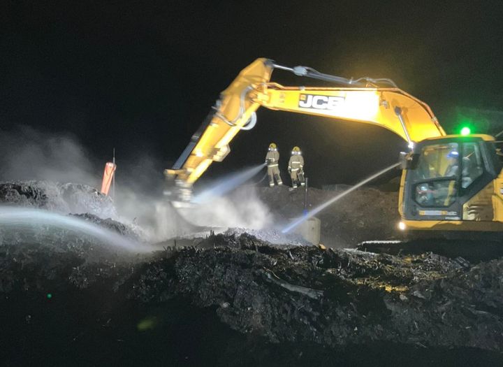 Fire extinguished at Mont Cuet landfill after garden waste overheats
