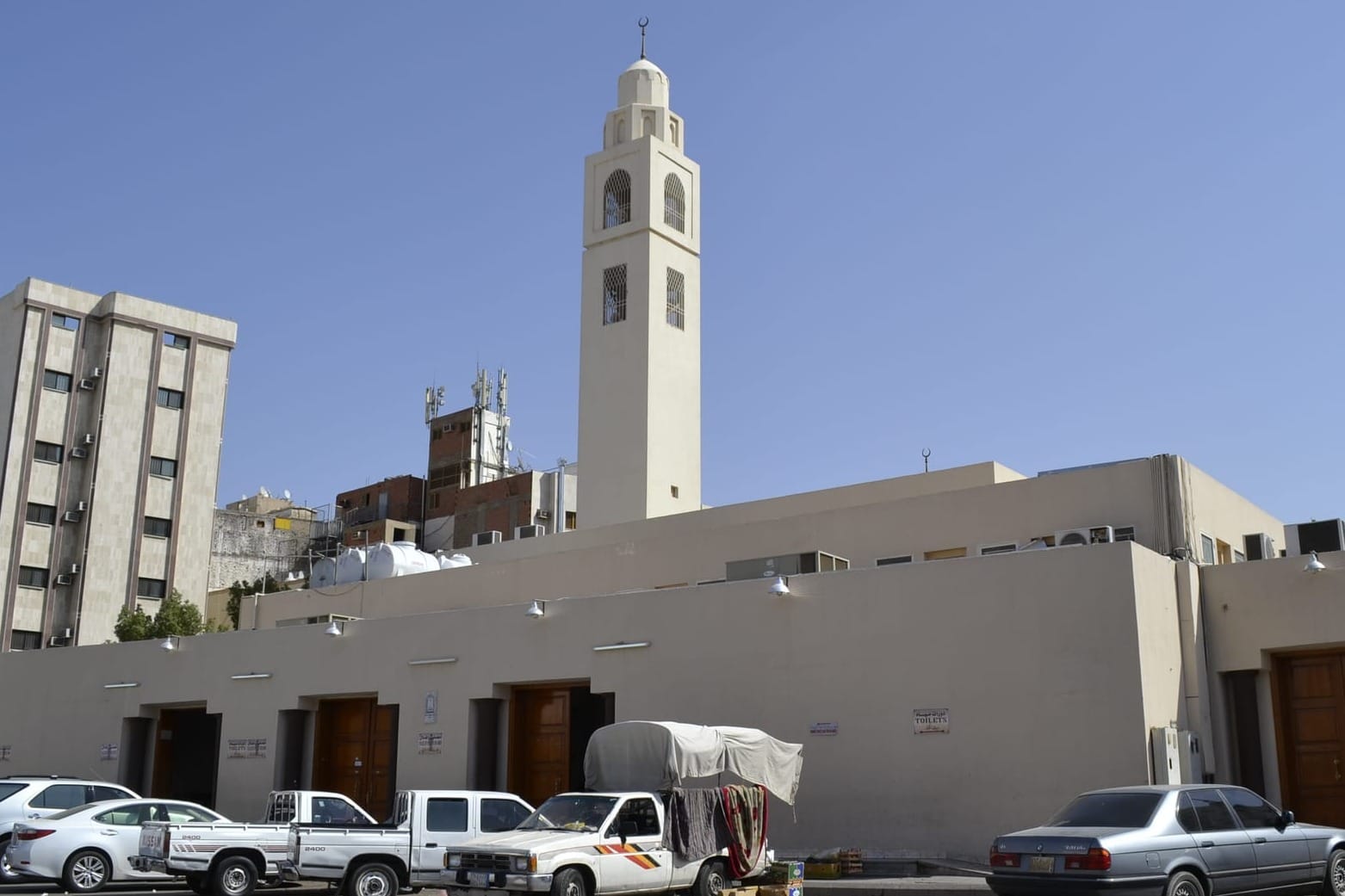 Masjid Al-Ijabah (Mosque of the Response), Madinah