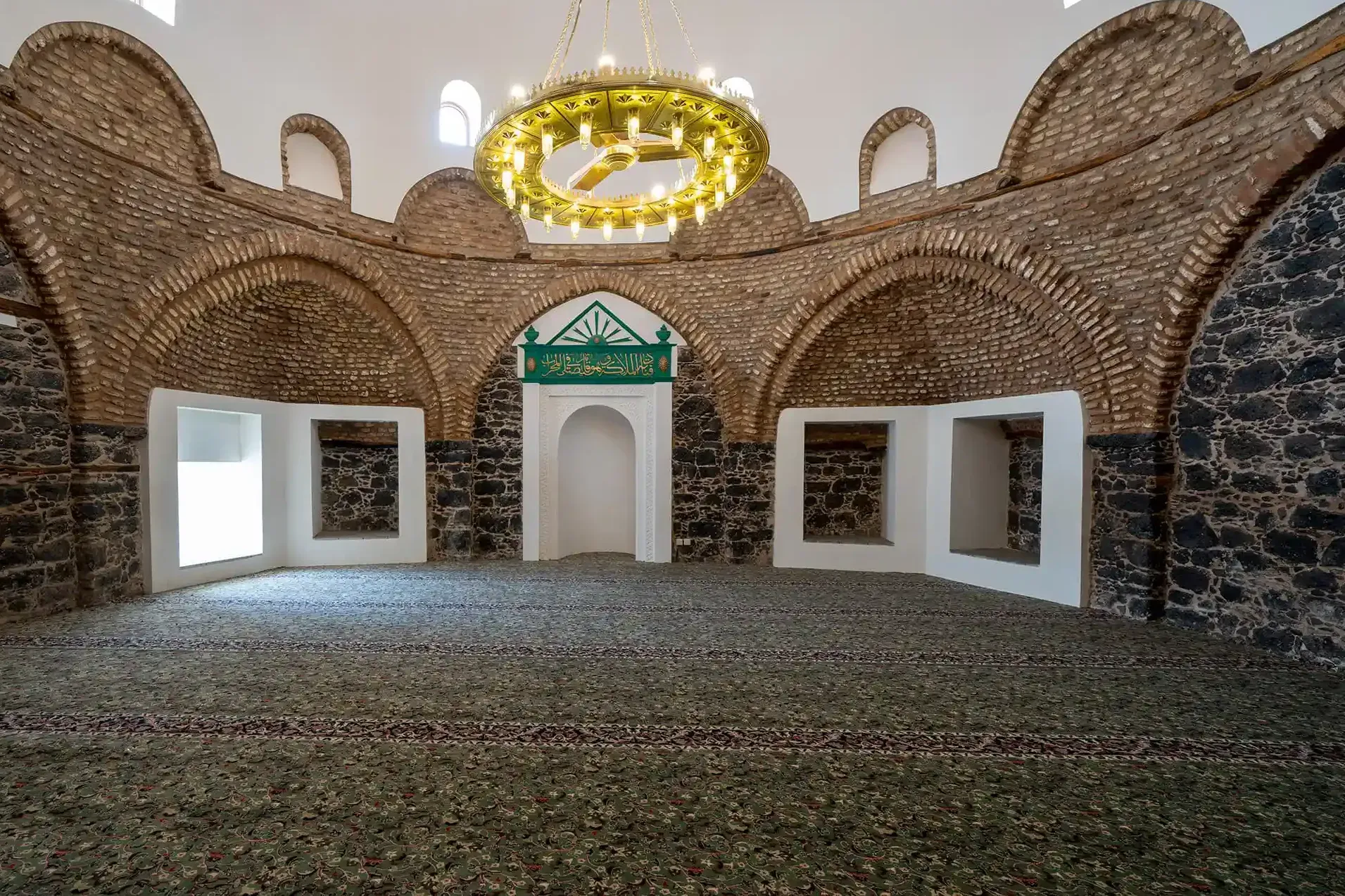Inside Abu Bakr Mosque, Madinah