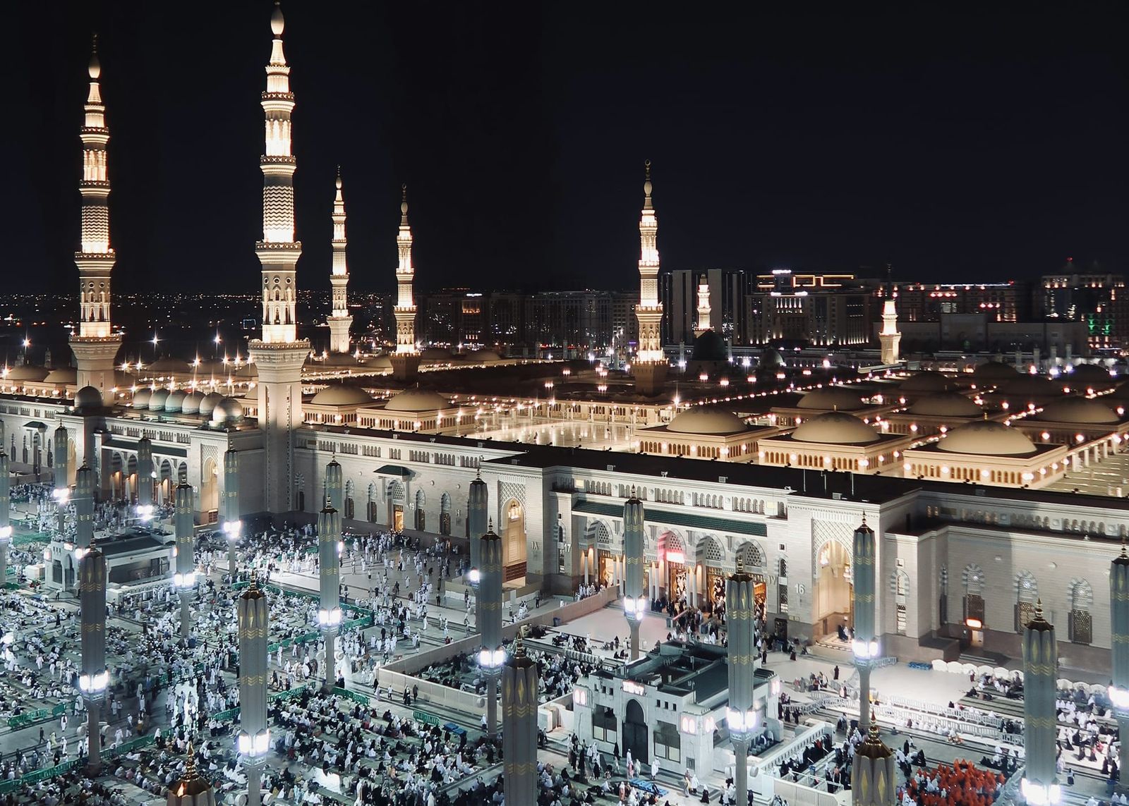 Al Salam Gate & Other Famous Entrances of Masjid Nabawi