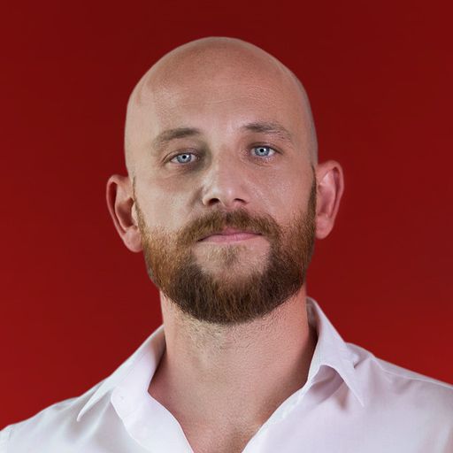 Razi Alakhdar - Marketing Manager