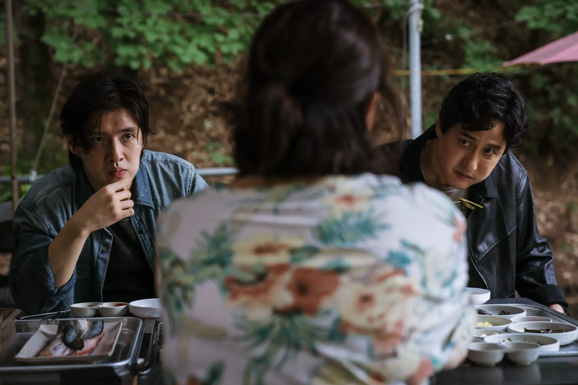 《黑白線人》劇照