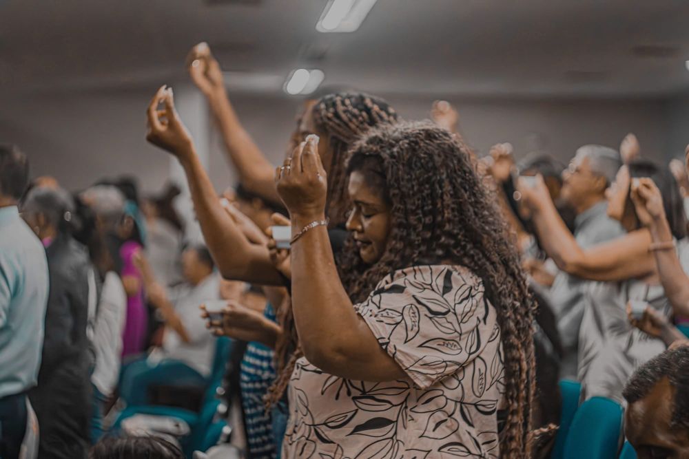 A igreja é instituição ou corpo de Cristo? imagem do post
