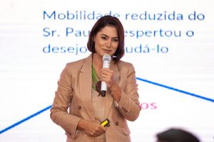 Por que Michelle registrou “Bolsonaro” para cerveja e vape? Entenda a estratégia jurídica