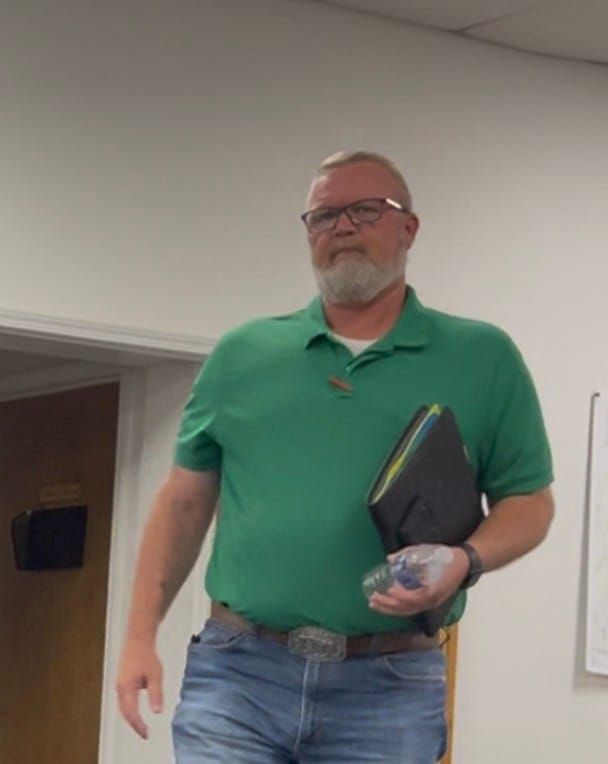 Jones Board Terminates Police Chief Bryan Farrington in 3-2 Vote