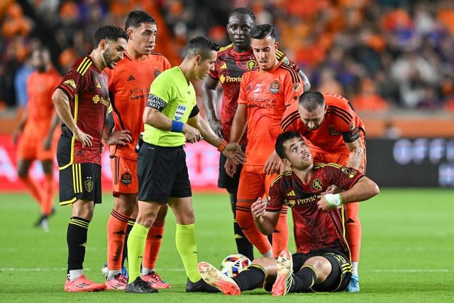 Lobbing Scorchers: Houston DyNoMore