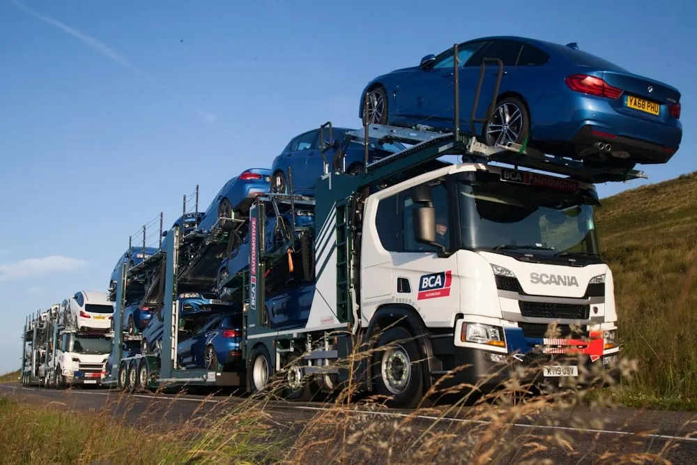 Miljardiluokan ilmiö, jota ei pysäytetty Verohallinnon toimesta ajoissa: käytettyjen tuontiautojen ALV Suomessa