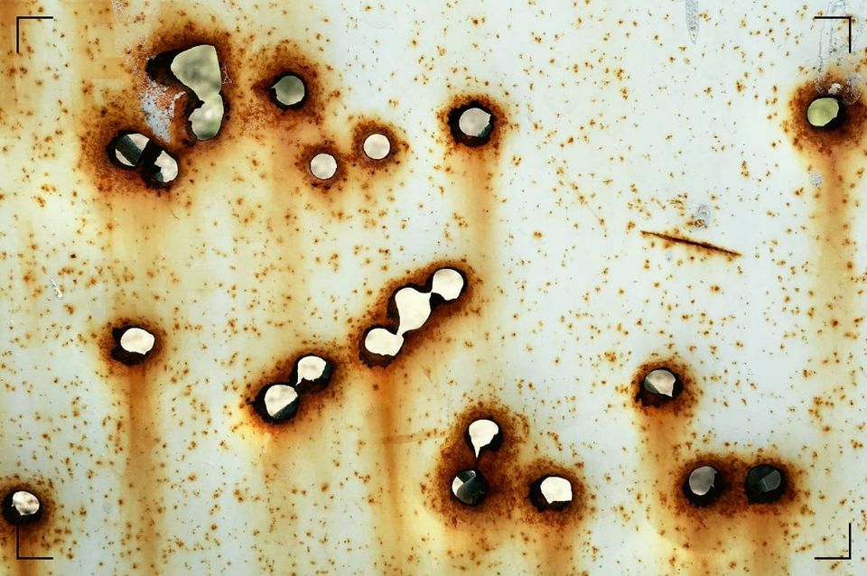 A screenshot cleanup system that sticks