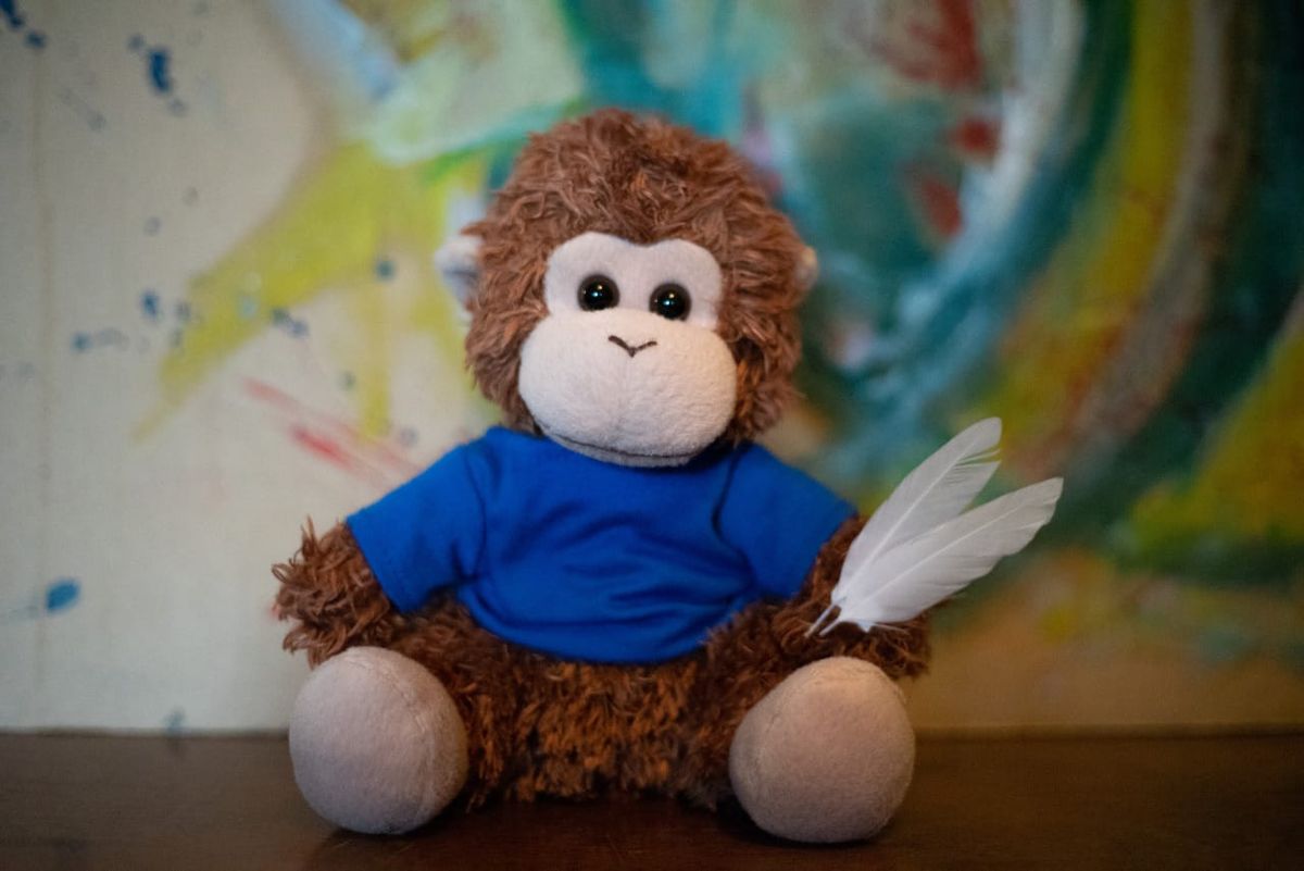 Bob T. Monkey contemplates a Tickler list