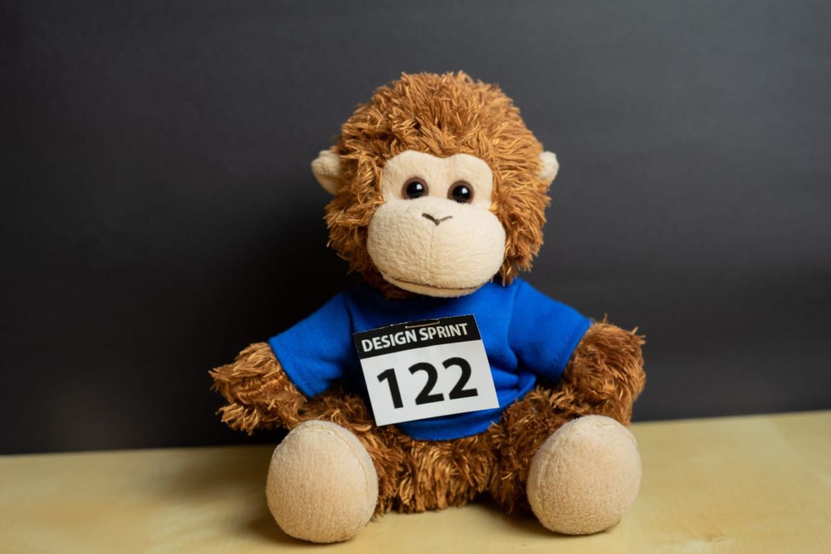 Bob T. Monkey enters a running race