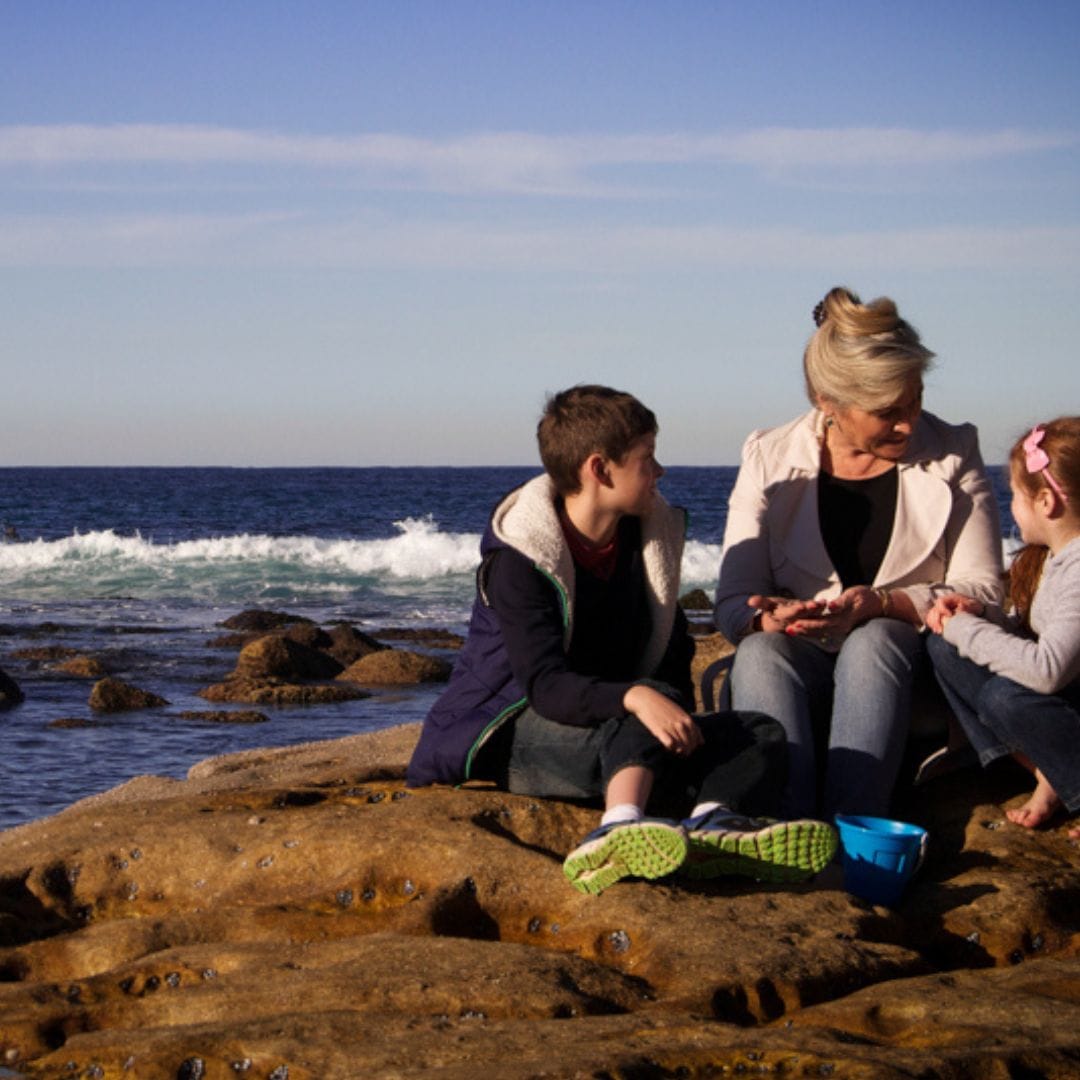 How to Find a Babysitter in Bronte