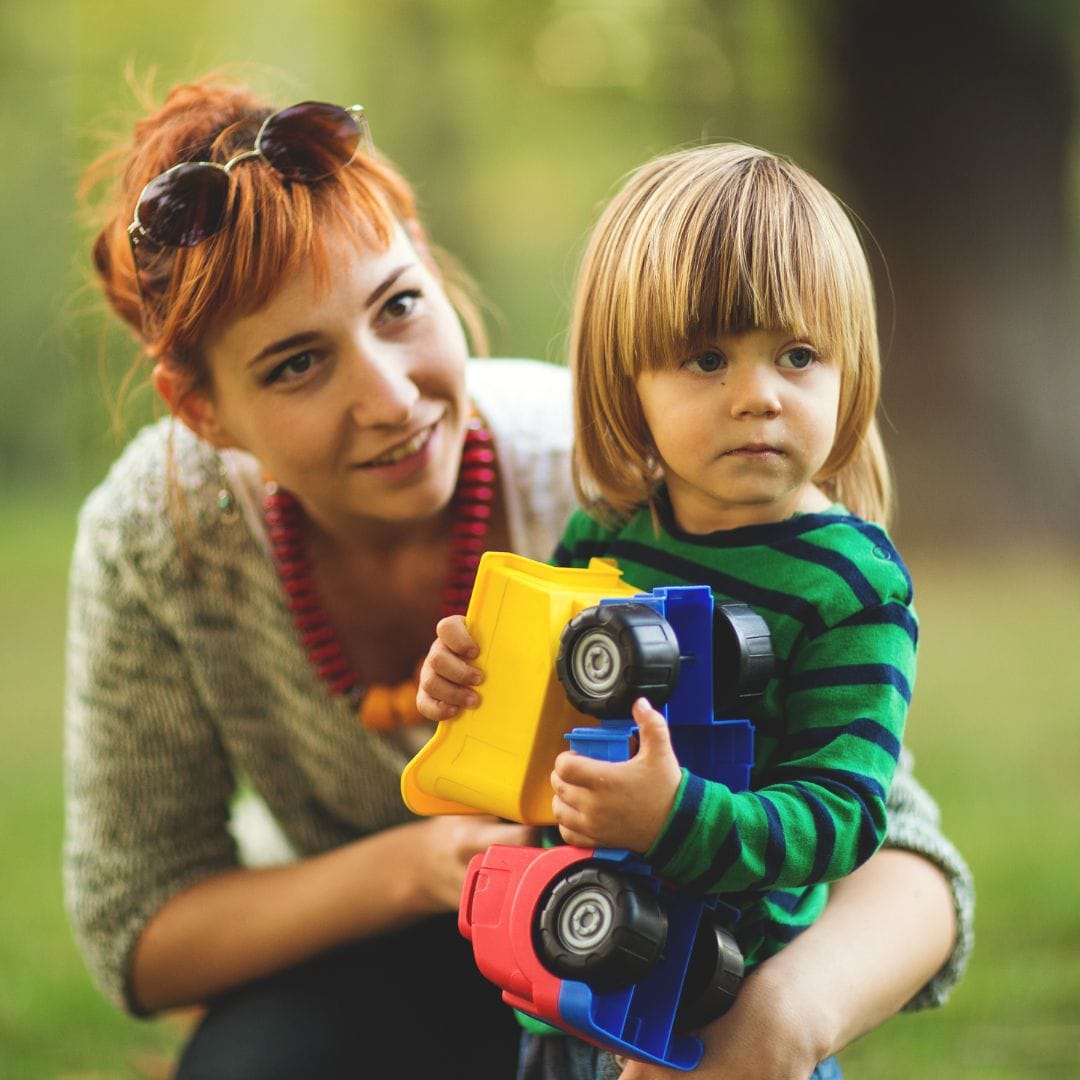 What to Look for in a Babysitter in Sydney