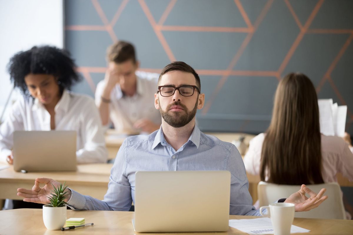 Best Apple Watch Apps for Stress Relief and Mindfulness