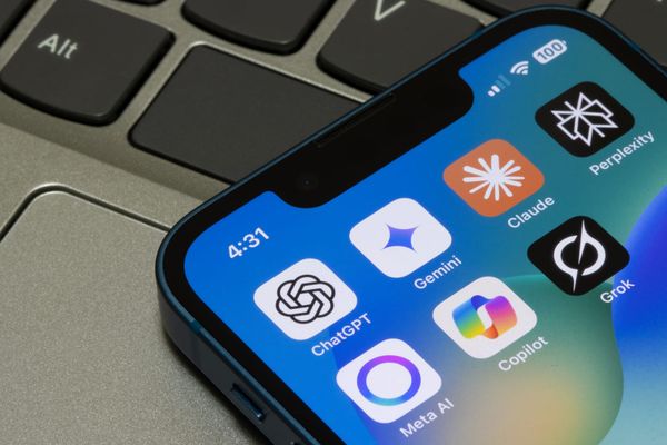 Apple moved slow and broke nothing with it's AI strategy in 2025