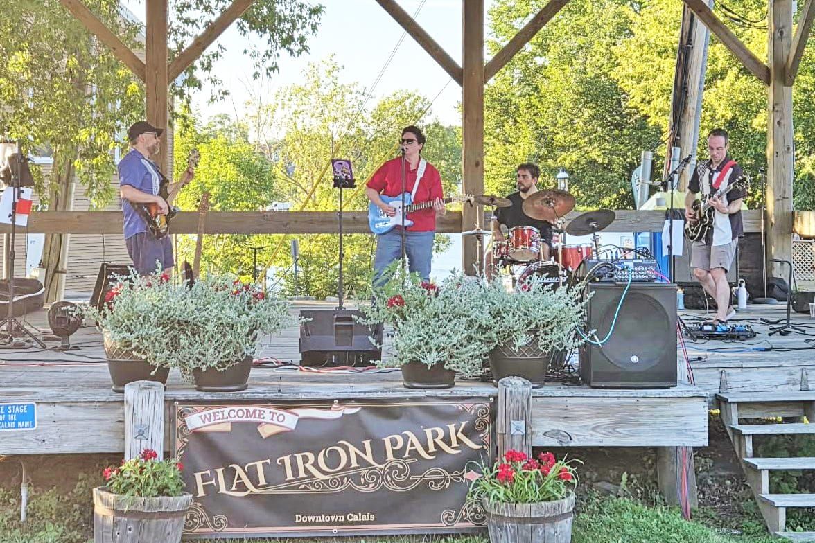 Decades of Music Highlight Thursday Night Concert