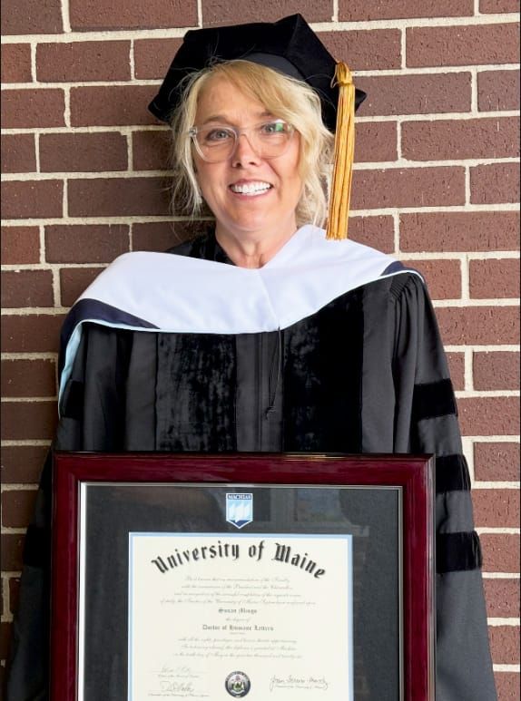 Mingo Awarded Honorary Doctorate by UMM