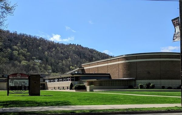 School district sees enrollment  fluctuations over three years