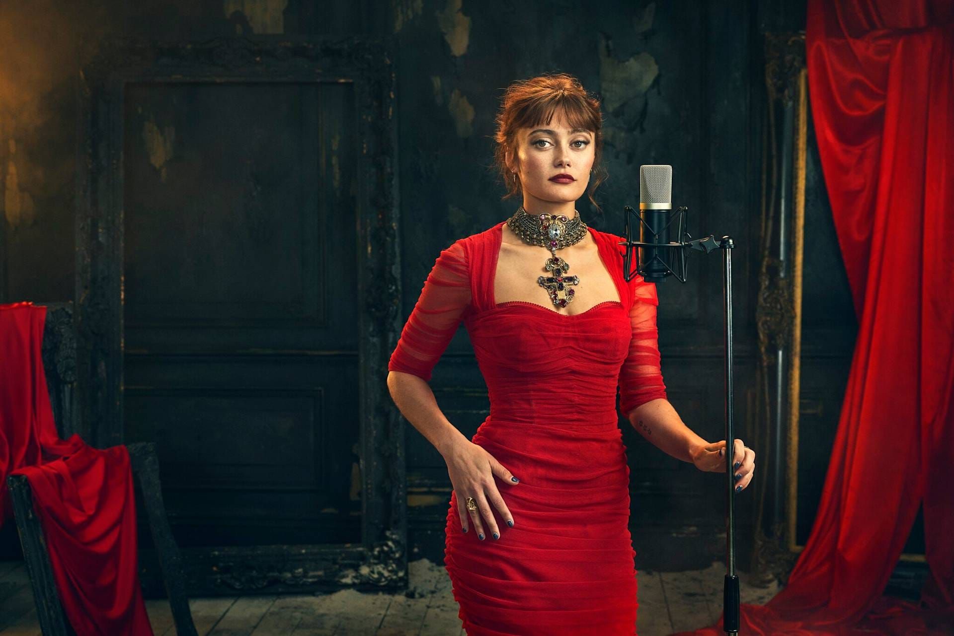 Ella Purnell as Mina Harper in Audible’s new Dracula adaptation. 