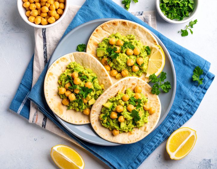 🥑 Good Vibes Smashed Chickpea & Avocado Pita Pockets