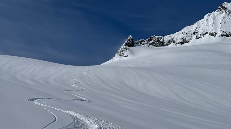 Apr 3 - Sea to Sky Snow Conditions