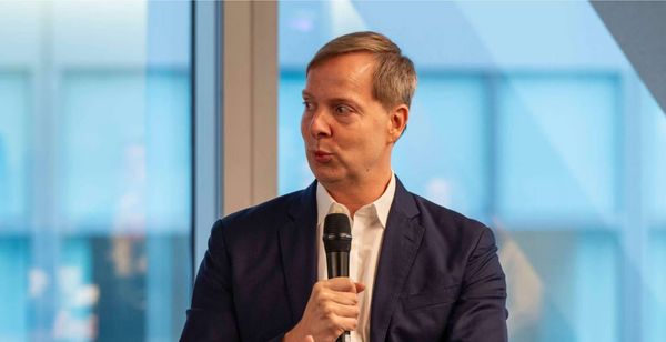 Dow Jones Expands AI Marketplace to Nearly 5,000 Publishers