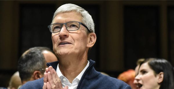 Apple Partnering with Anthropic to Build AI-Powered Coding Assistant for Xcode