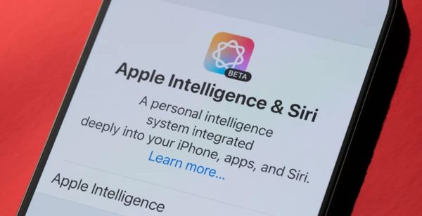Apple Considers Powering Siri with AI from OpenAI or Anthropic