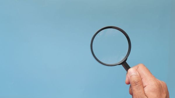 How to find someone on LinkedIn ethically, without scraping or fake profiles