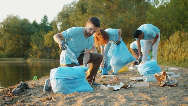 How to add volunteer experience on LinkedIn, step by step