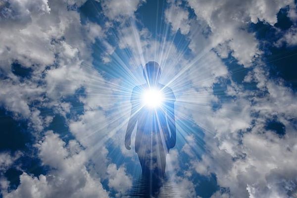 Beyond Left and Right — Toward a Consciousness of Evolution