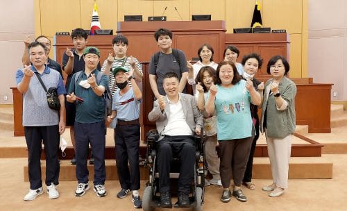 대전시의회 찾은 대전장애인 평생교육원, 일일 의정 활동 체험