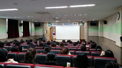 “전 초등학교 대상 학습도우미 전면 배치”