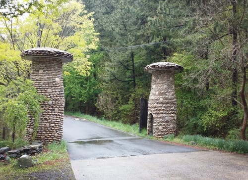 “동백꽃마을 걸으며 봄 마중 함께 가요”