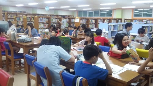 한솔초등학교, 별빛누리 도서관에서 만나요