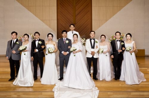 ‘다문화 가족들의 늦깎이 합동 결혼식’
