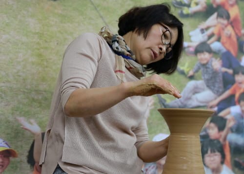 “흙의 질감에 인생을 묻히고 싶다”