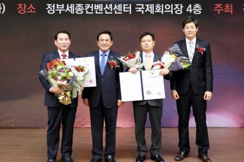 세종시 김원식, 장승업 의원 제5회 우수의정대상 수상