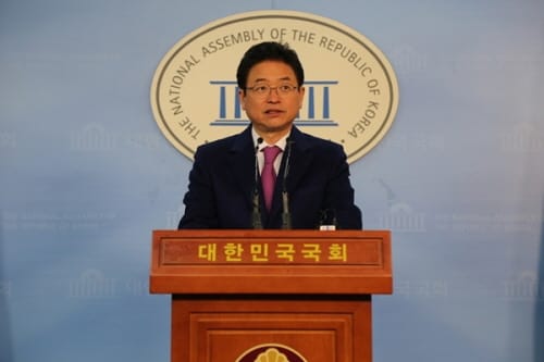 ‘이철우 국회의원직, 경선 전 사퇴 유보’