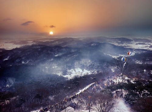 사랑나무로 유명한 성흥산성에서 맞는 해맞이