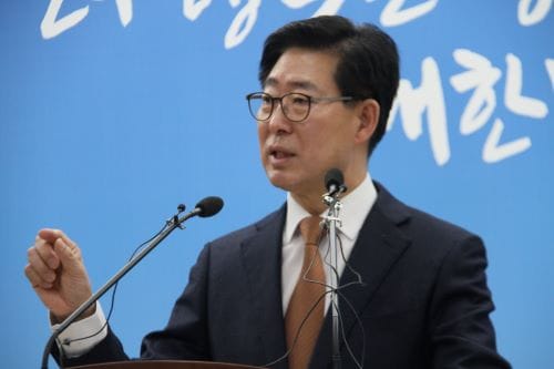 양승조 지사 ‘SK하이닉스 용인 유감’, 4대강 보 해체는 찬성