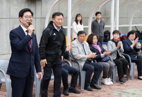 양승조 지사 사회복지사 축구대회 참석