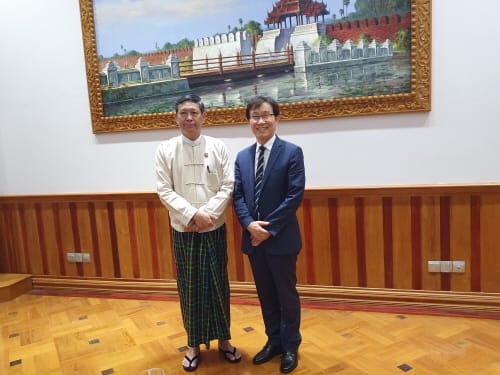 인적, 물적, 세계 최고 수준 정보화교육력! 개발도상국, 미얀마에 전해드려요!